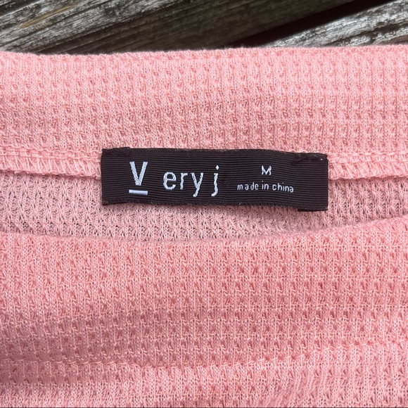 Very J | Blush Button Sleeve Top - Picture 4 of 6